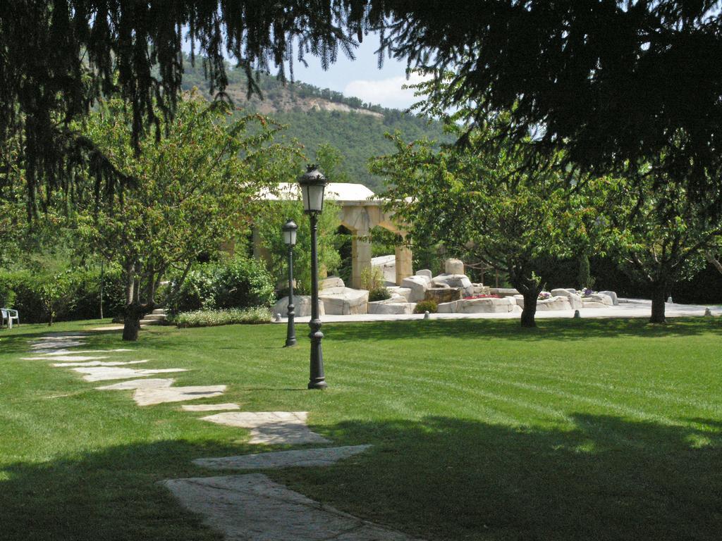 Don Carlos Huarte Exterior foto